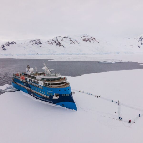 海洋信天翁号跨越南极圈12天