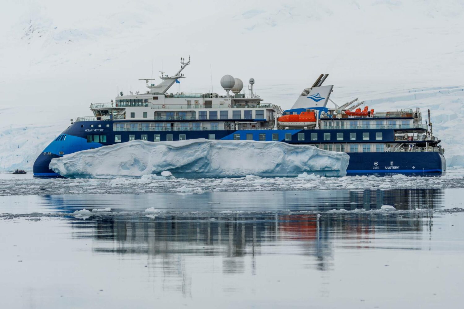 海洋胜利号跨越南极圈12日游