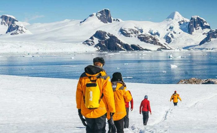 海探险号直飞南极8日经典游