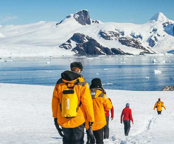 海探险号直飞南极8日经典游