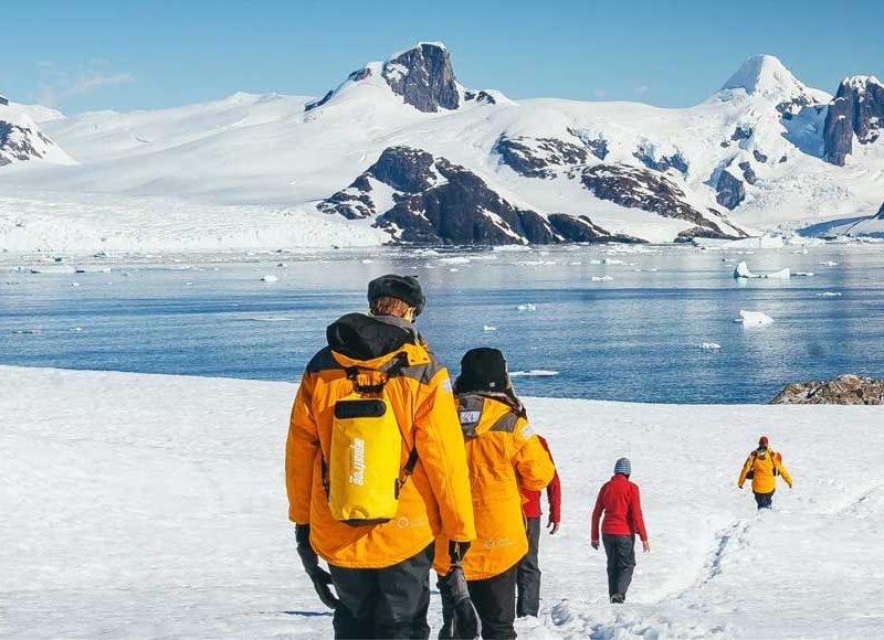 海探险号直飞南极8日经典游