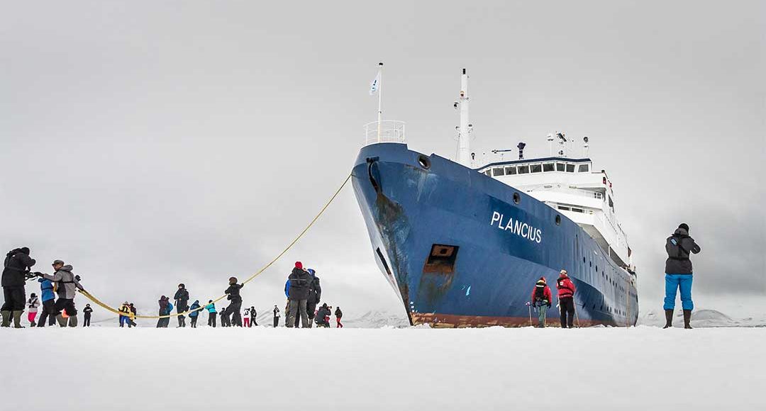 布朗修斯号 Plancius 外观