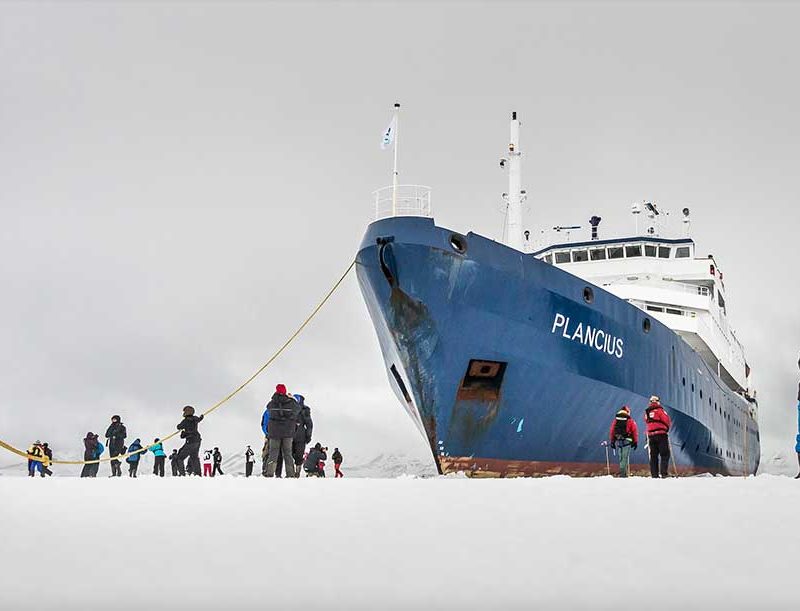 布朗修斯号 Plancius 外观