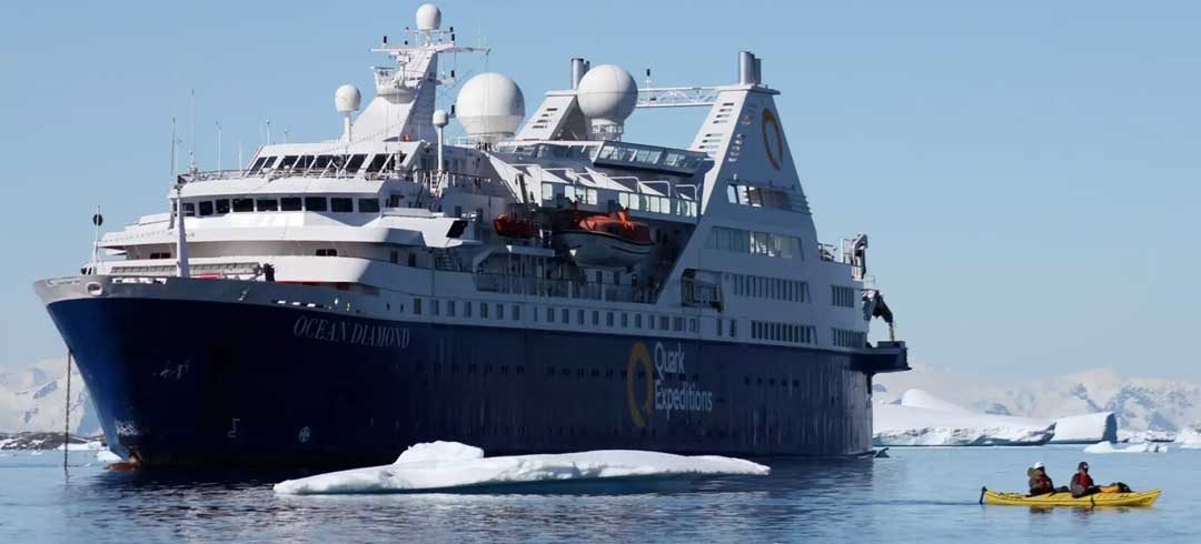 海钻石号游轮外观